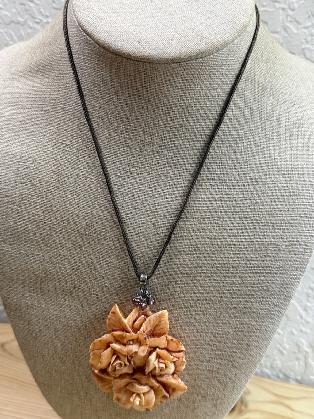 Peach Floral Cluster Pendant Necklace - Women Jewelry